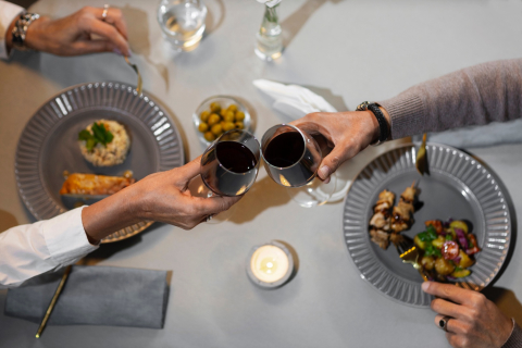 Para um almoço e jantar especial: confira os restaurantes do Festival Bom Gourmet Curitiba que têm rolha livre