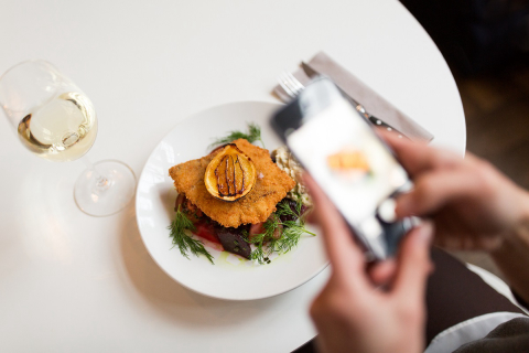 Prêmio Bom Gourmet 2025: 10 categorias para você indicar e provar que conhece os melhores lugares