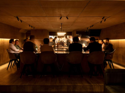 Doze atos em torno da mesa: minha noite no Atomix, em NY, o 12º melhor restaurante do mundo