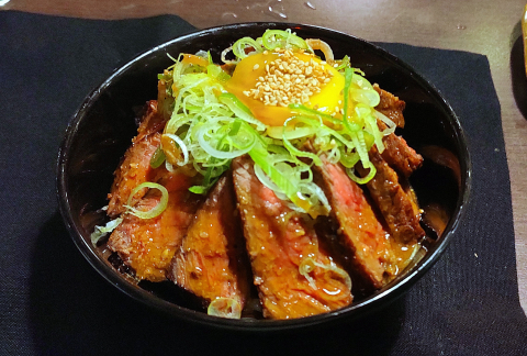 Mais uma noite encantada, de sabores orientais, no Fujii Cozinha Japonesa