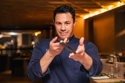 Ronaldo Fogaça assume o comando da cozinha do Ichigo Ichie