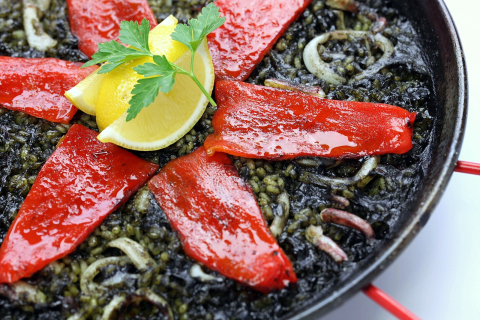 Ibérico inclui três paellas diferentes na programação do carnaval curitibano