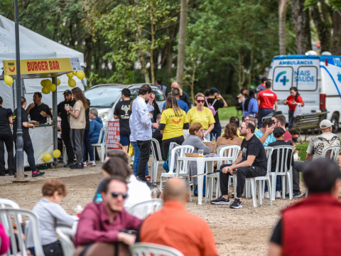 Vinada prepara 9ª edição, na Praça Afonso Botelho, com 15 operações gastronômicas e expectativa de 8 mil pessoas