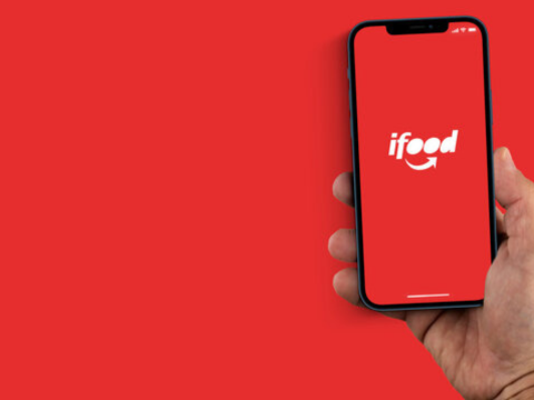 iFood utiliza estratégias de inteligência artificial e capacitações dos parceiros para impulsionar o crescimento de restaurantes em Curitiba