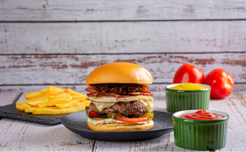 Maior festival de hambúrguer de Curitiba está de volta com combos irresistíveis em 52 hamburguerias até 23 de novembro