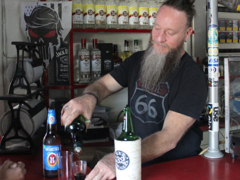 Há quatro gerações na mesma família, Bar Makiolka mostra que é possível atravessar os anos sem perder tradição