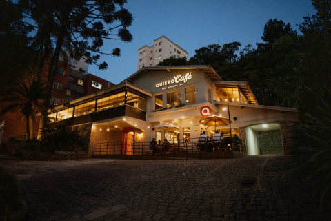 Do café da manhã ao jantar: conheça a rede gaúcha de cafeterias que avança pelo Paraná