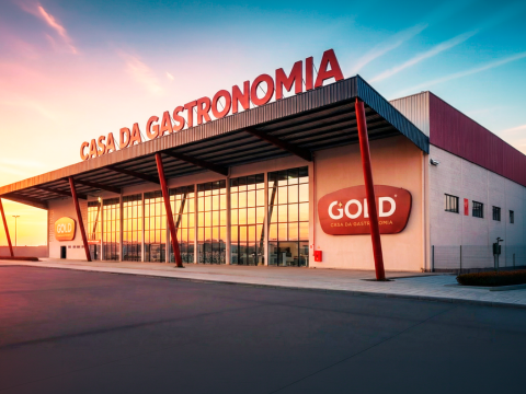 Casa da Gastronomia inicia operação, com mais de 7 mil m² e 18 mil itens voltados ao setor