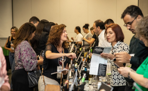 Vinhos de Portugal desembarcam em Curitiba com degustações e provas comentadas