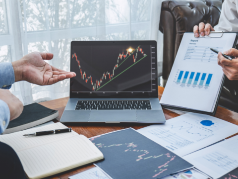 Já ouviu falar em Trade Marketing? Entenda como funciona esta estratégia que será tema no próximo FoodCo. Experience; últimas vagas disponíveis