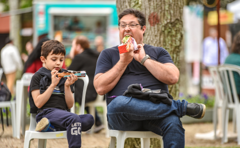 A vina é nossa e agora pode colocar a Vinada no calendário oficial de Curitiba