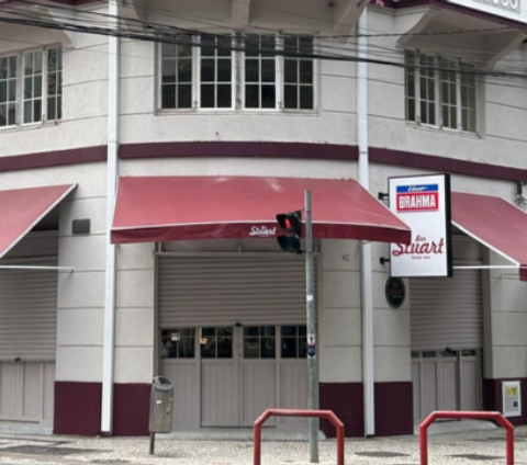Bar Stuart: como a arquitetura ajuda a construir a memória de um clássico
