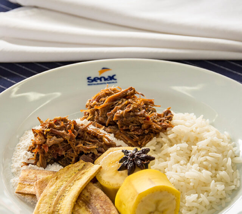 Restaurante-Escola Senac é Finalista do Prêmio Bom Gourmet 2026 nas Categorias Barreado e Feijoada