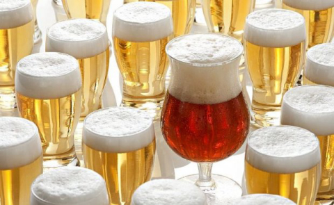 Cervejaria realiza festa no centro de Curitiba