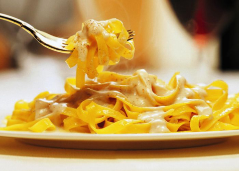 Alfredo’s cria menu a R$ 55 com famoso fettuccine