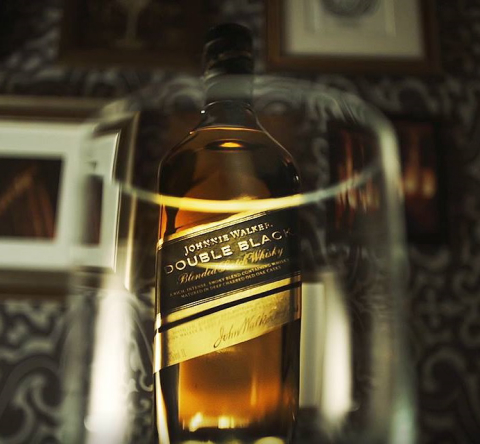 Johnnie Walker abre pop up store no Pátio Batel