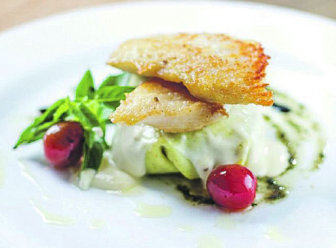 Linguado com crepe e limão siciliano