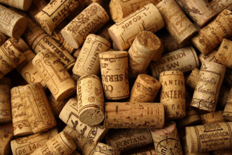 Lojas Vino! têm descontos em vinhos