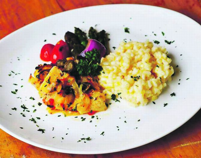 Congrio com tomate, alcaparra, risoto de limão. Foto: Divulgação