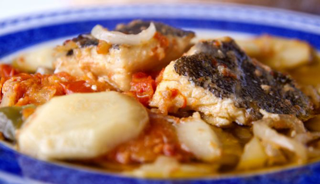 Bacalhau à portuguesa. Foto: Divulgação