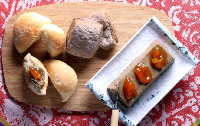 Pães e terrine. Foto: Divulgação