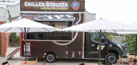 Festival tem food trucks e venda de roupas com 70% de desconto