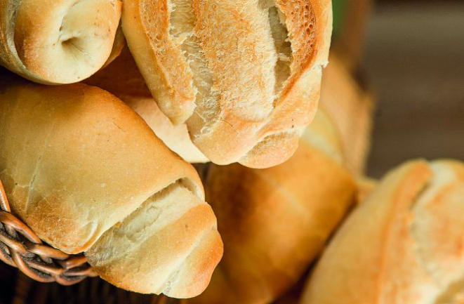 Pão francês do Fabiano Marcolini Alimentari. Foto: Hugo Harada / Gazeta do Povo