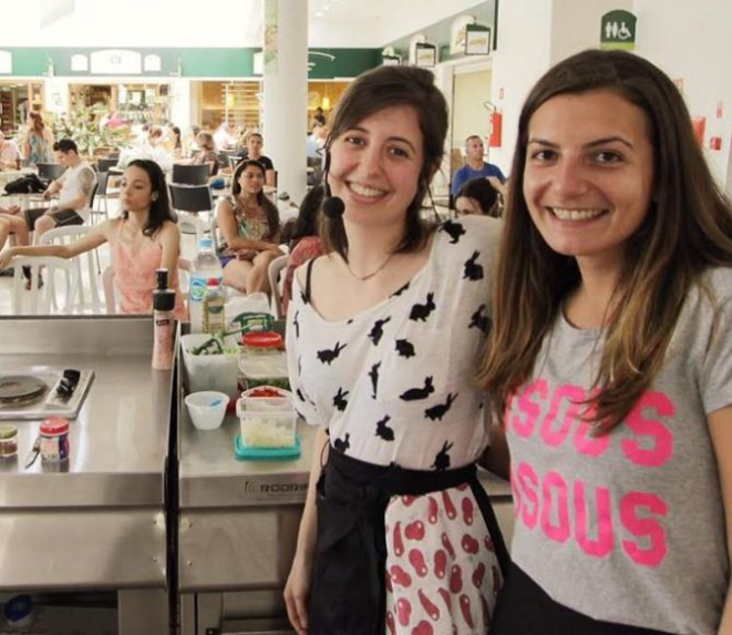 A repórter Flávia Schiochet e a chef Flavia Montrucchio. Foto: Divulgação