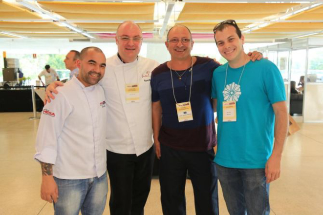 Os chefs Ivan Lopes, Ricardo Filizola, Celso Freire e Renato Bedore. Foto: Hugo Harada/Gazeta do Povo