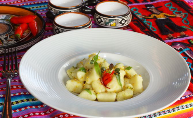 Gnocchi de amaranto na manteiga e sálvia. Foto: Rodrigo Sóppa/Gazeta do Povo