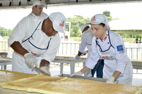 Aniversário de Curitiba vai ter bolo gigante grátis