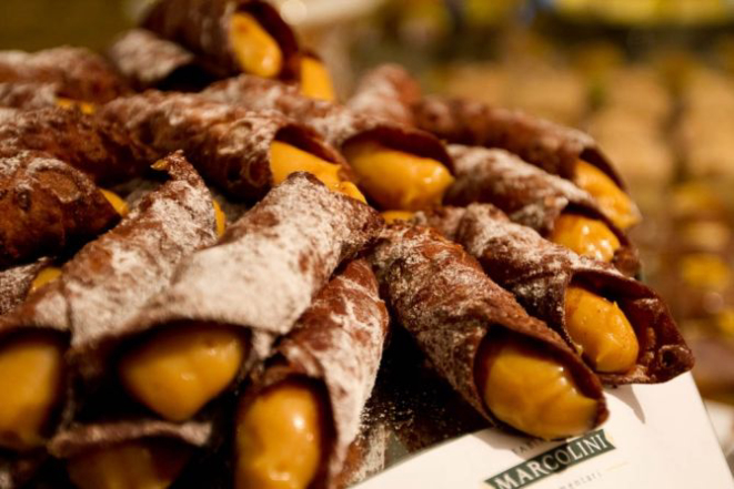 Cannoli de doce de leite, versão que o chef Fabiano Marcolini criou para agradar o paladar do brasileiro. Foto: Divulgação