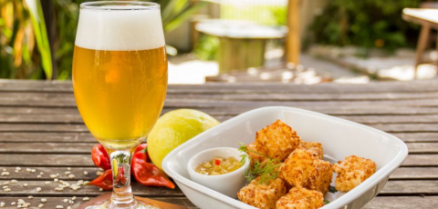 Festival em Curitiba reúne mais de 40 combos de cerveja e petisco por R$ 19,90