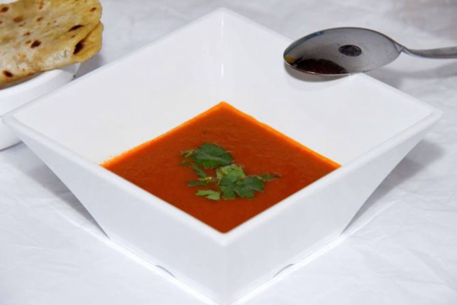 Tamatar Ka Shorba, uma sopa de tomates e especiarias da Índia. Foto: Divulgação