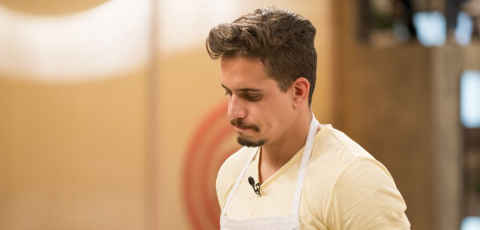 Ponto do molho e criatividade com ingredientes da cesta básica definem eliminação do MasterChef