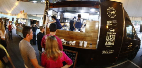 Edital da licitação dos food trucks, em Curitiba, sairá até o fim de maio