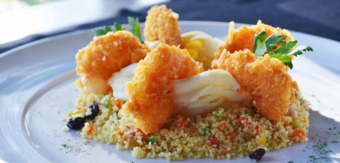 Karbonell Alto da XV promove Festival do Camarão com menu a R$ 55