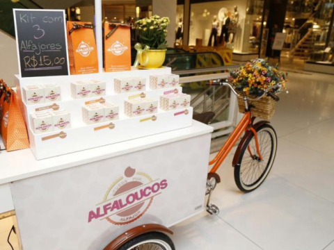 Bike food de alfajor estaciona em shopping