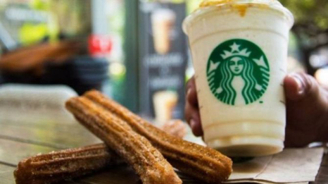 Starbucks lança linha de cafés com sabor churros no Brasil