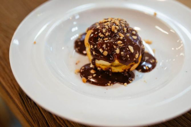 O profiterole foi incluído no novo menu. Foto: Divulgação