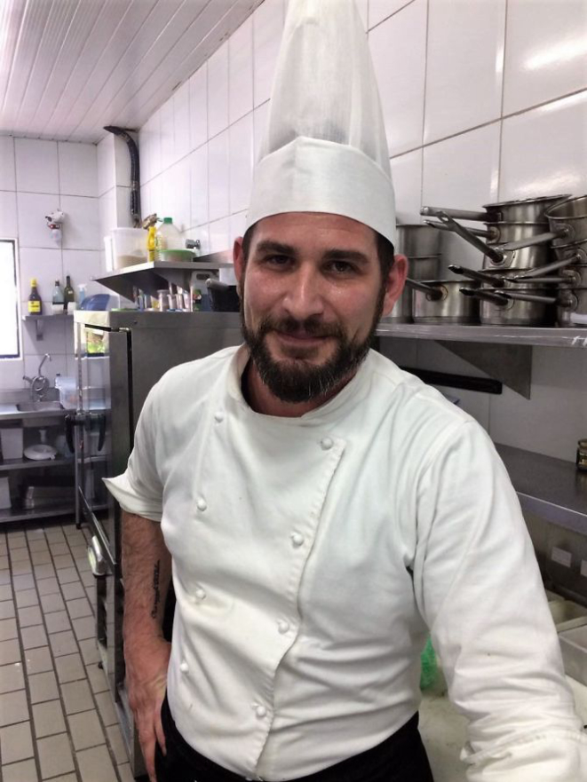 O chef Emiliano Damion, francês radicado em Curitiba, vai dar um toque francês clássico ao menu Vin Bistro. Foto: Divulgação.