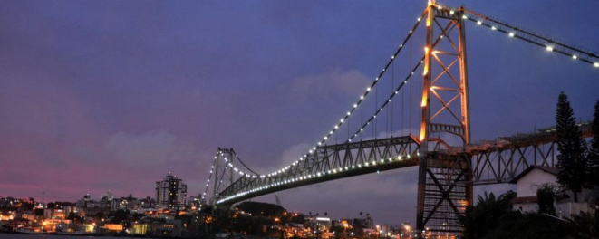 Ponte Hercílio Luz - Florianópolis. Foto: Daniel Volpato / Visual Hunt.