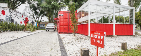 De pão a comida japonesa: onde encontrar um drive-thru em Curitiba