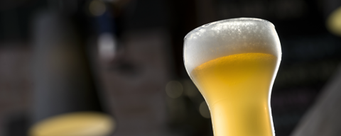 Fim de semana tem feijoada, cerveja especial e pão com pernil