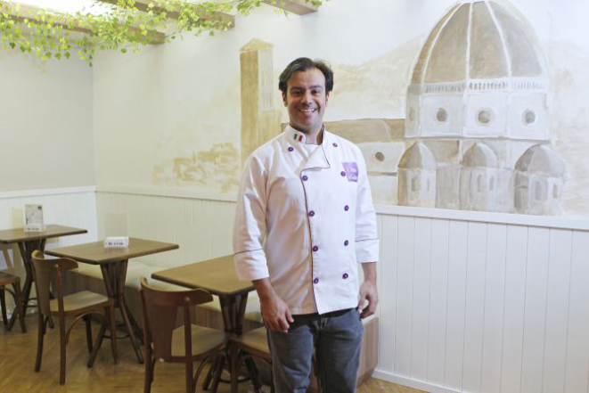 Fabrício Fontolan, chef gelataio, proprietário da gelateria e arquiteto. Foto: Antônio More/Gazeta do Povo