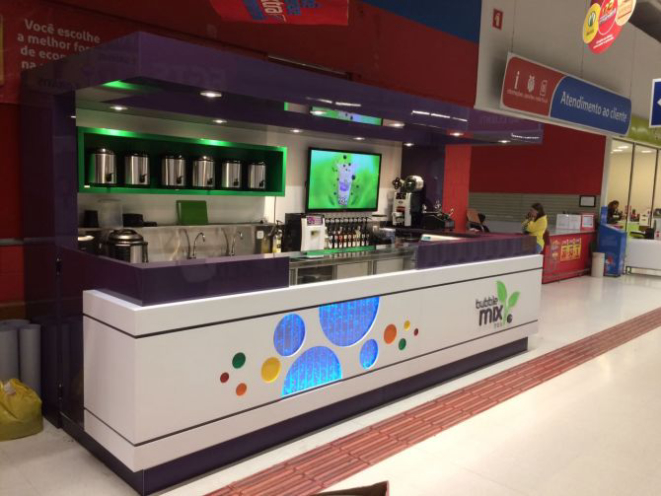 Nova loja da Bubble Mix Tea fica em um hipermercado. Foto: Divulgação