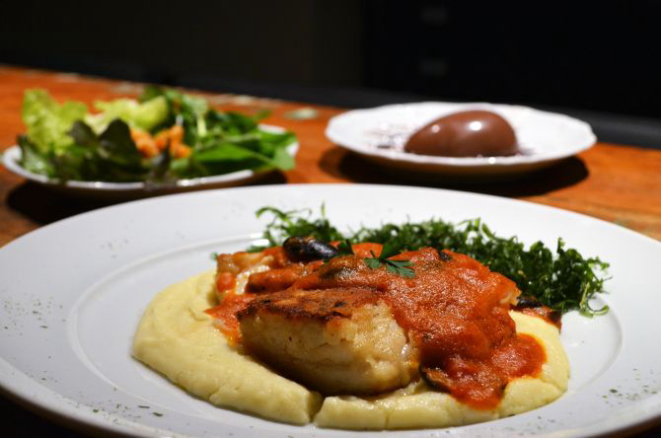 Bacalhau ao molho pomodore. Foto: Divulgação