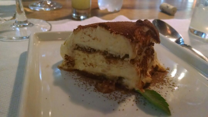 Como todo tradicional restaurante italiano, a Macarronada também serve o tiramisú, que sai por R$ 21,50 e serve duas pessoas.