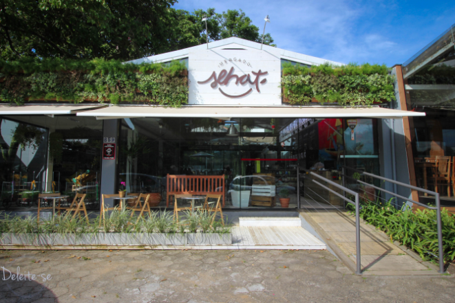 O Mercado Sehat representa a gastronomia tailandesa no Sul da Ilha. O espaço fica localizado no Campeche.