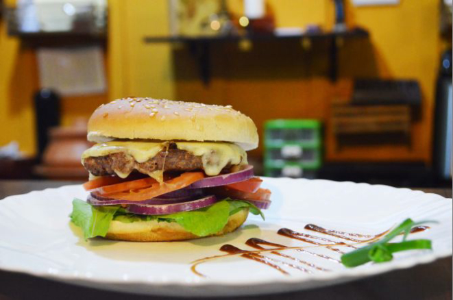 Classic Salad Burger. Foto: Divulgação